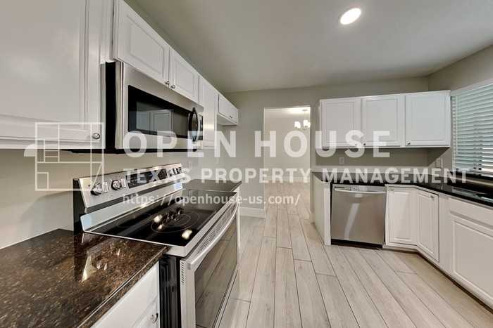 6840 N Park Dr - Photo 7 of 22