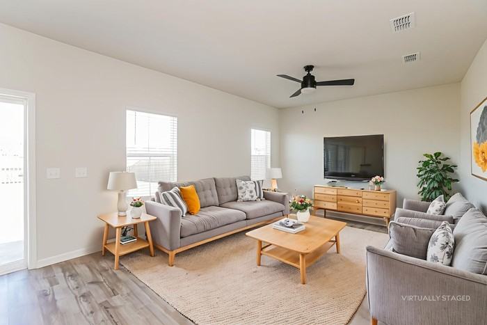 461 Navona Dr - Photo 6 of 16