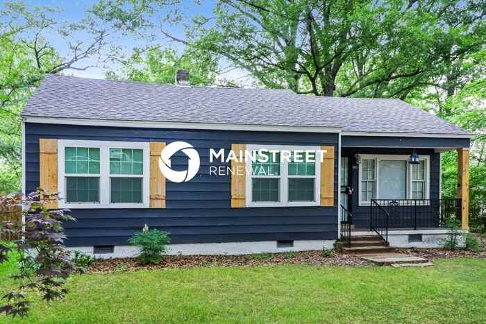 563 Sandridge St - Photo 2 of 15