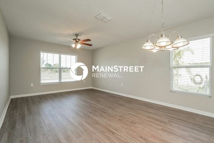 4109 Ne 9th Pl - Photo 4 of 16