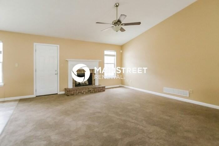 325 King Henry Rd - Photo 3 of 15