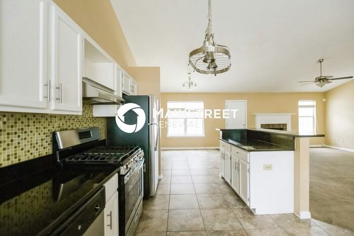 325 King Henry Rd - Photo 5 of 15