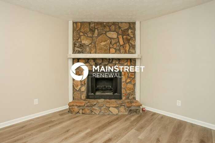 45 Christopher Pl - Photo 5 of 17