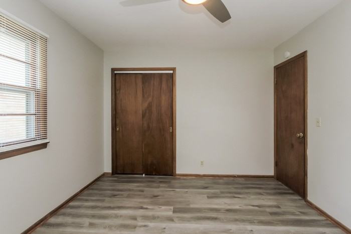 429 Brookside Ln - Photo 5 of 10