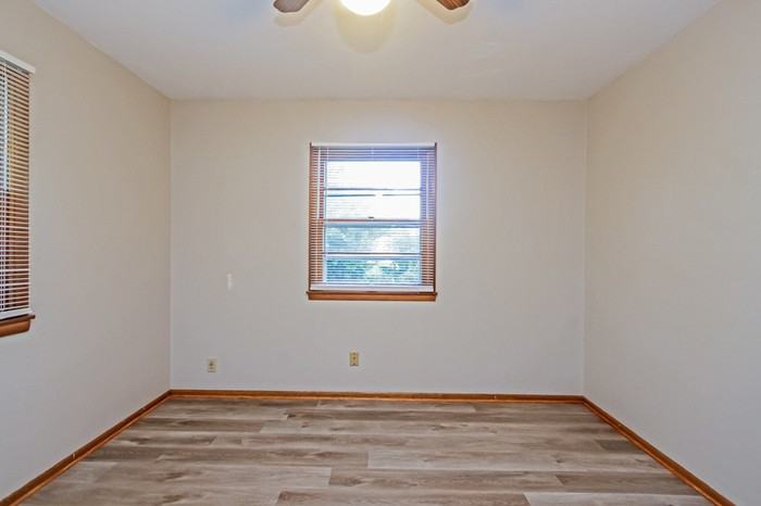 429 Brookside Ln - Photo 6 of 10