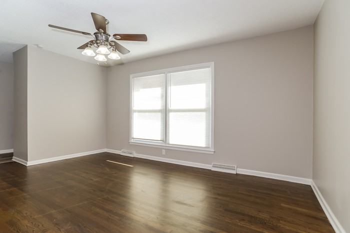 13144 Ashland Ave - Photo 4 of 9