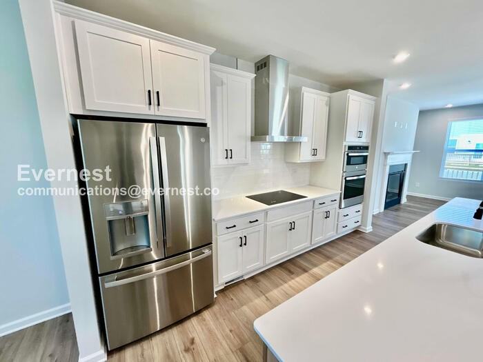 Beaconwood Court - Photo 2 of 32