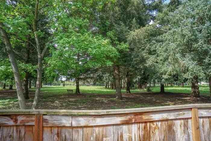5824 Ne 80th Ct - Photo 6 of 37
