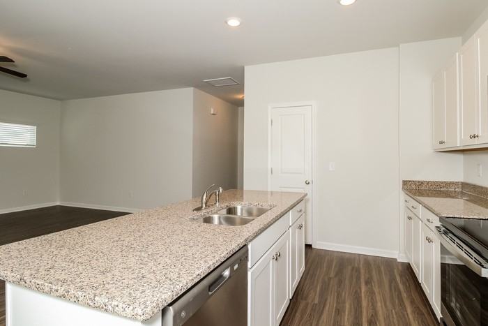 163 Dorian Loop - Photo 4 of 11