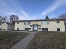 1806 Oak St #2 - Photo 1 of 1