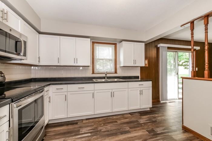 16421 E 29th Ter S - Photo 7 of 12