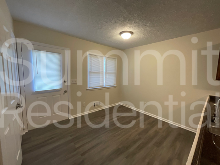 2784 Coventry Grn Se #C - Photo 7 of 16
