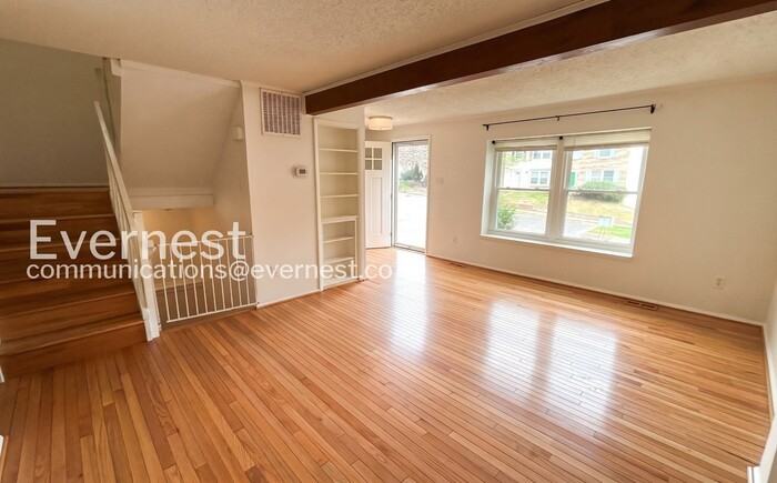 3284 Wyndale Ct - Photo 2 of 22