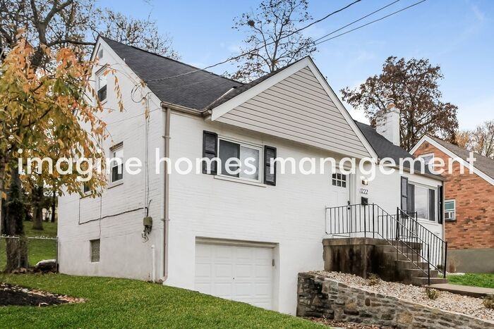 1222 Thurnridge Dr - Photo 5 of 22