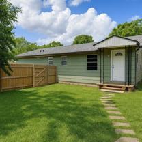 1222 Nw 8th St - Photo 1 of 1