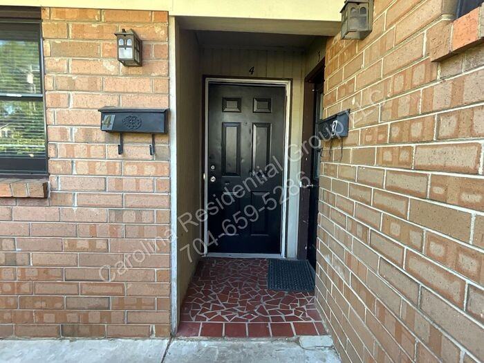 322 E Sumter St #4 - Photo 2 of 13