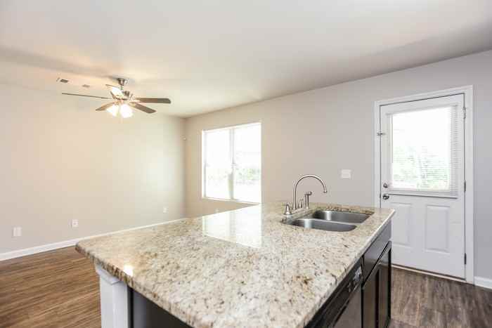 2205 Marlin Dr - Photo 7 of 17