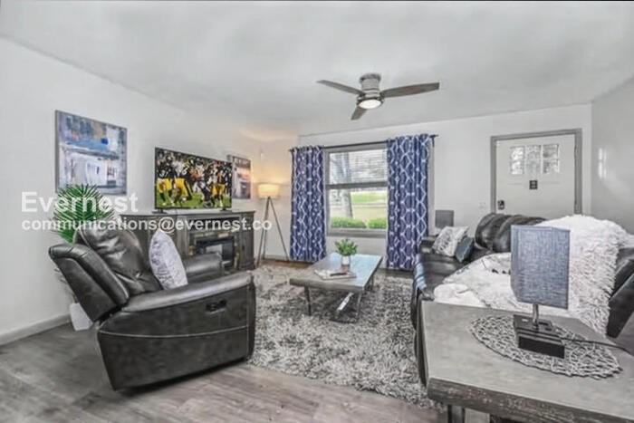 4025 Yoest Dr - Photo 4 of 18