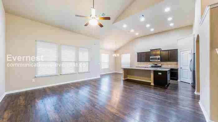 1974 Mexia Dr - Photo 3 of 15