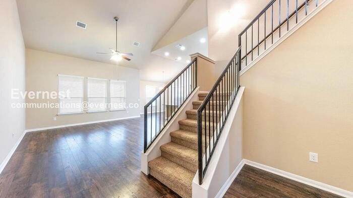 1974 Mexia Dr - Photo 6 of 15