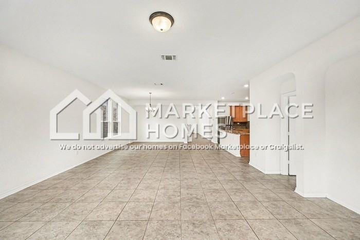 3901 Legend Hl - Photo 7 of 28