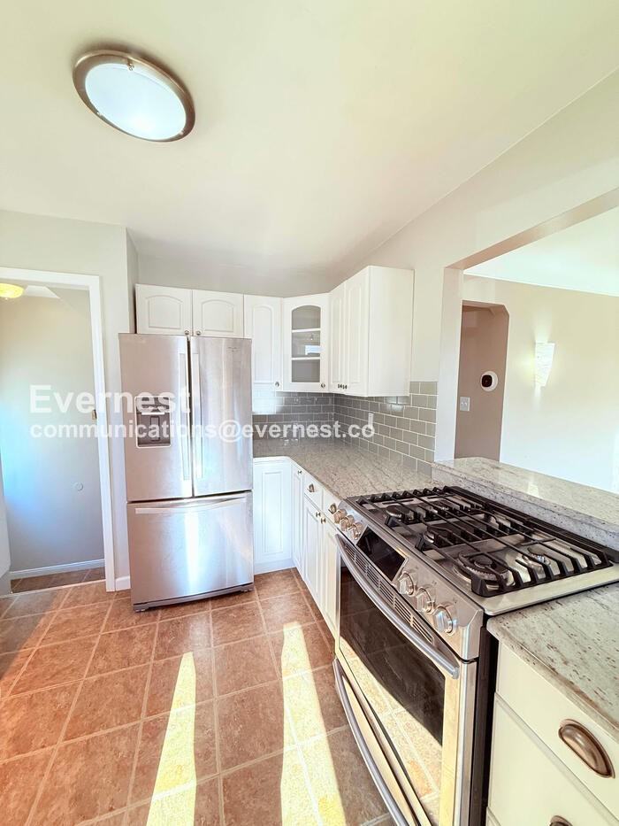 605 N Dorchester Ave - Photo 3 of 36