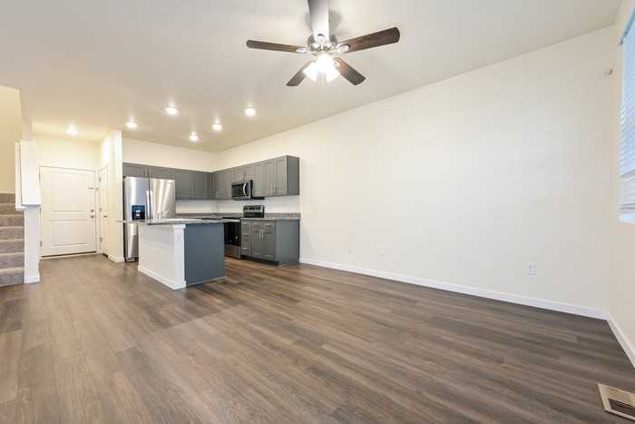 13456 Oneida Ln - Photo 5 of 21