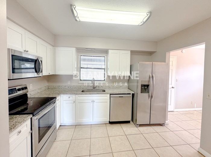 7901 Austin Rd - Photo 3 of 13