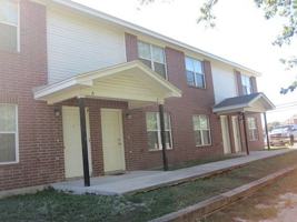 featured image of 604 604 N. Main A-D