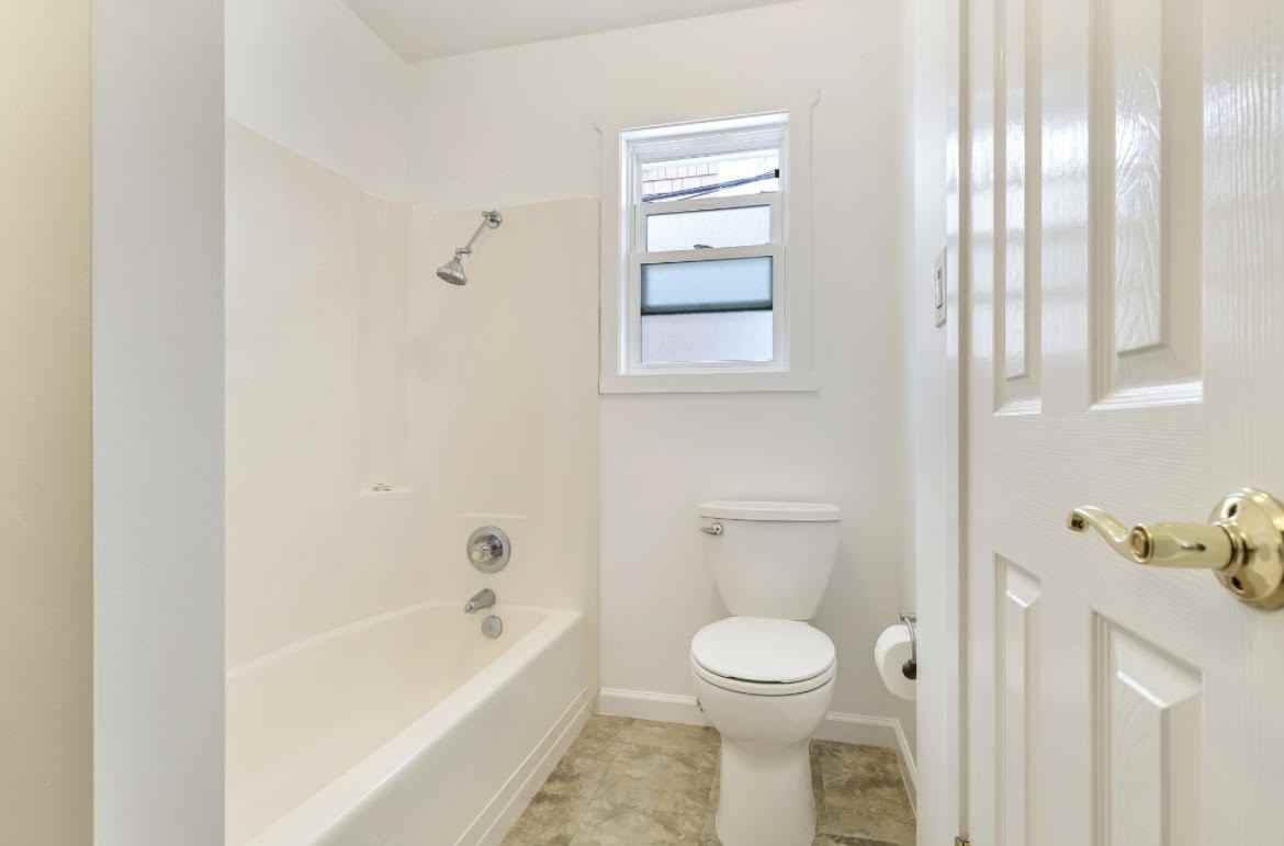 117 Amethyst Ave #1-2 - Photo 7 of 10