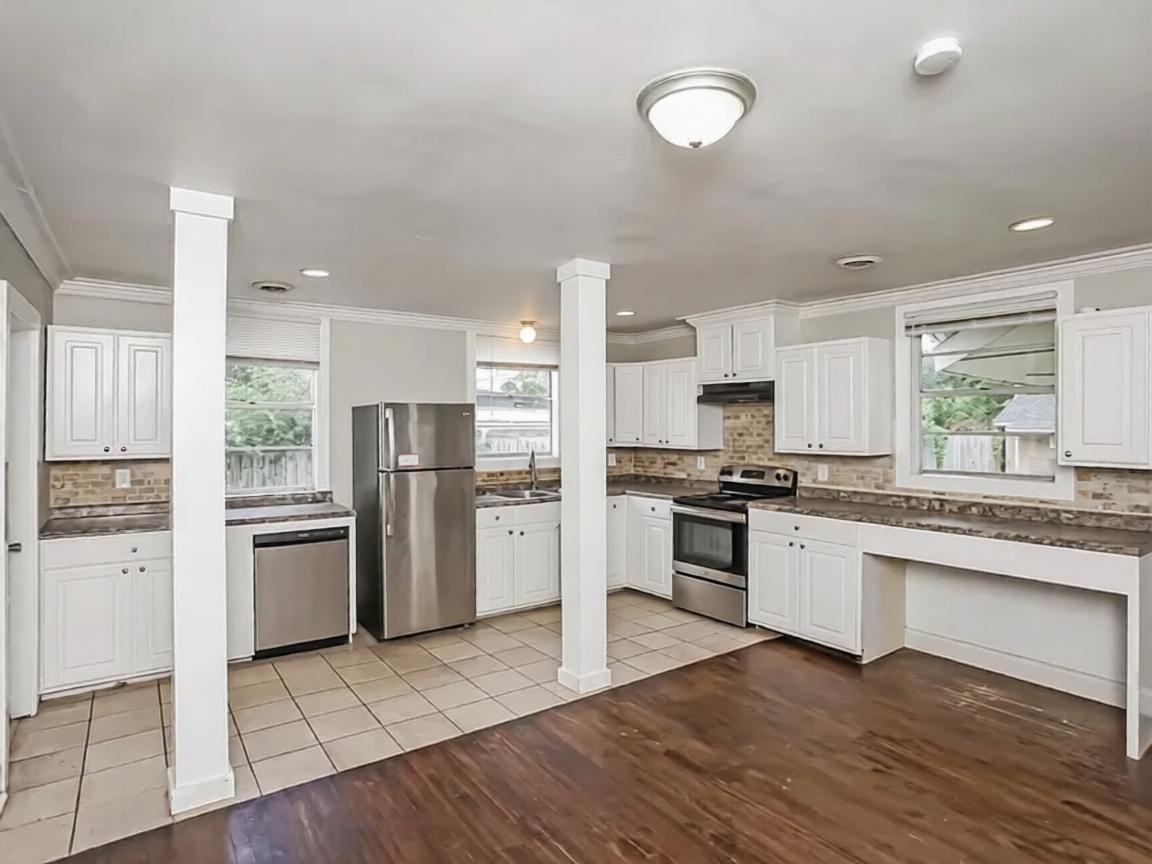 4210 Blue Creek Dr #NA - Photo 3 of 5