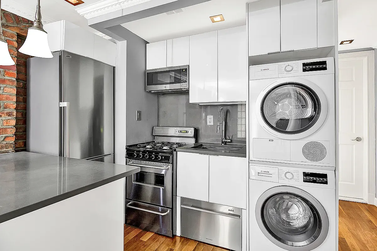 115 Mulberry St #5F - Photo 2 of 15