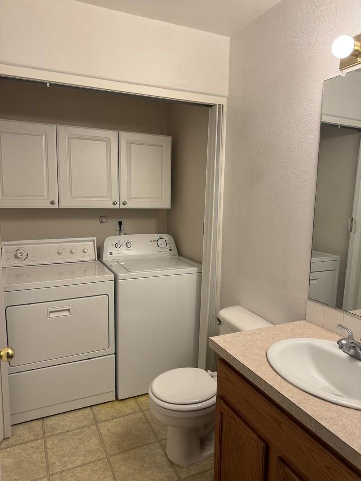 3237 Olive St #NA - Photo 6 of 15