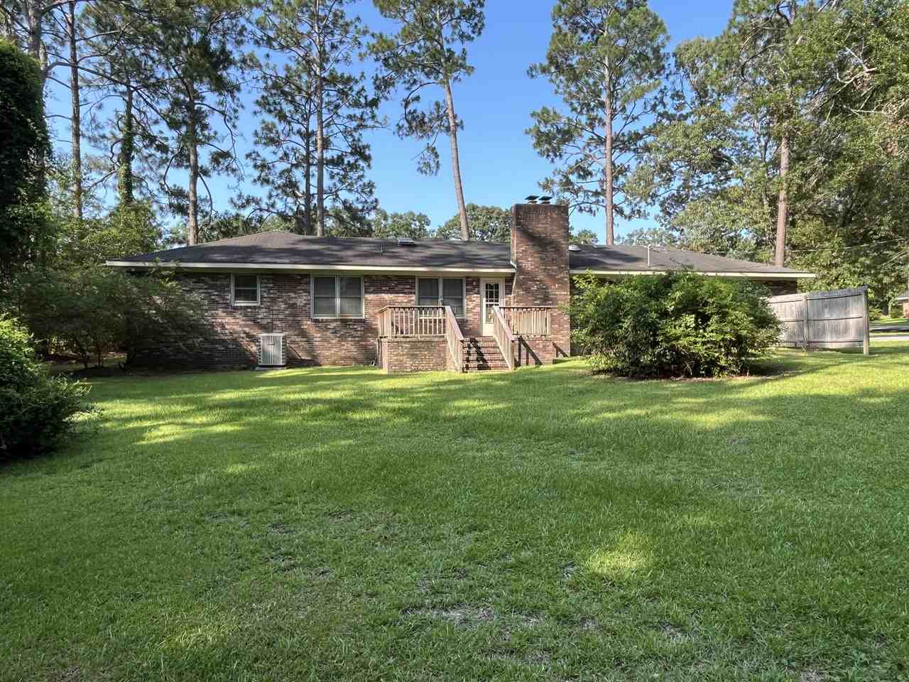 105 W Mockingbird Ln #NA - Photo 2 of 10