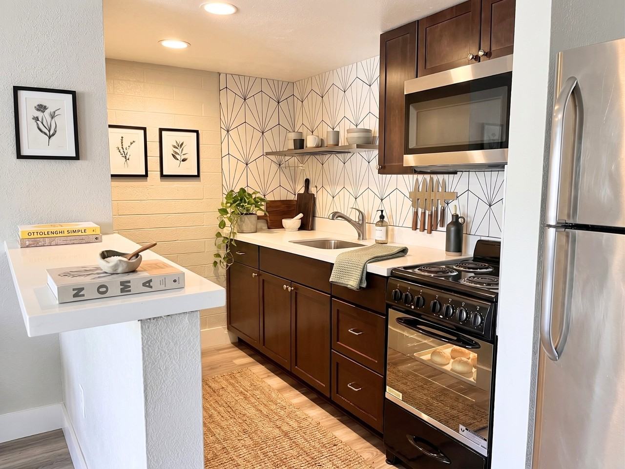 536 E Portland St #14 - Photo 5 of 18