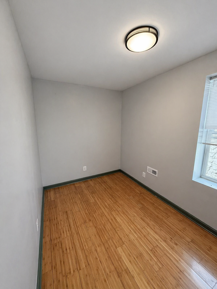 1226 N 50th St #NA - Photo 7 of 18