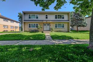 1810 Lake Point Dr #4 - Photo 1 of 1