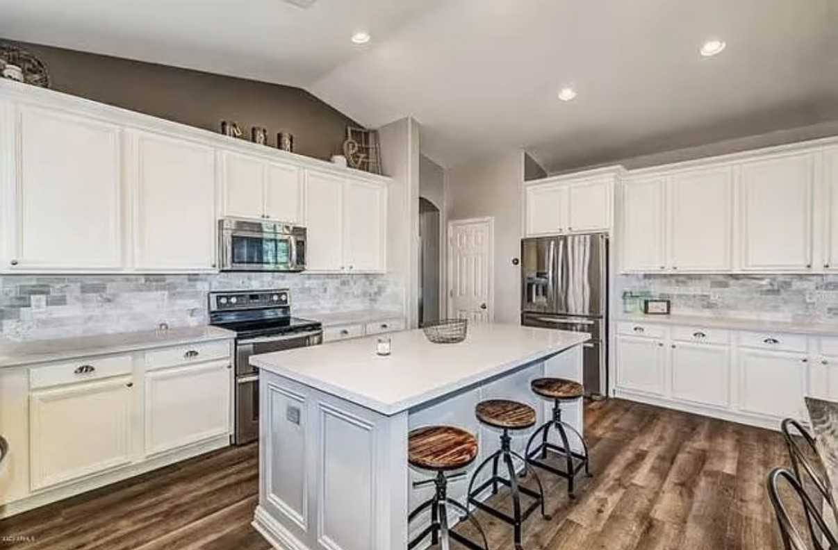 32810 N 40th Pl #NA - Photo 2 of 18