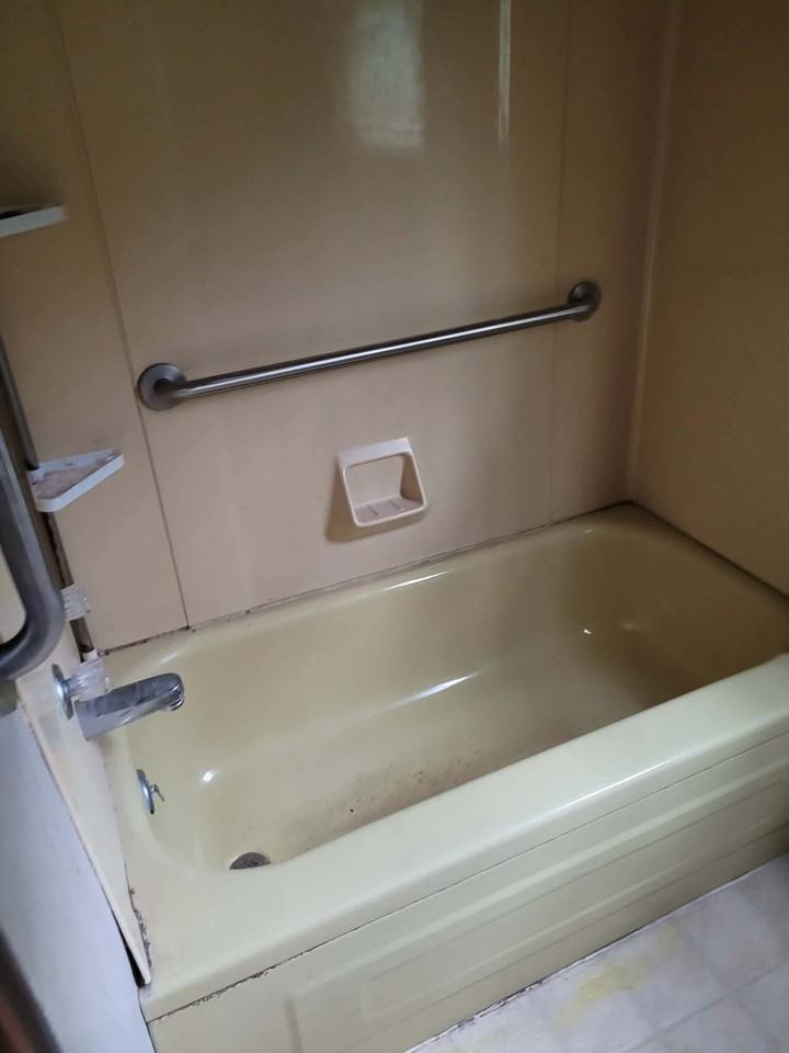 319 W 10th St #NA - Photo 5 of 14