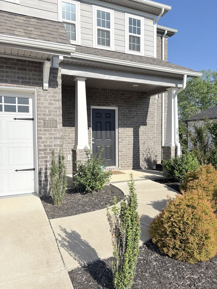 7113 Hilliard Cir #NA - Photo 2 of 34