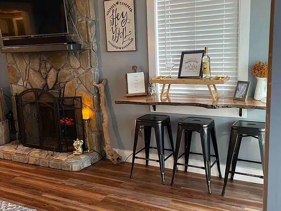 111 Sugar Ski Dr #11-301 - Photo 4 of 14