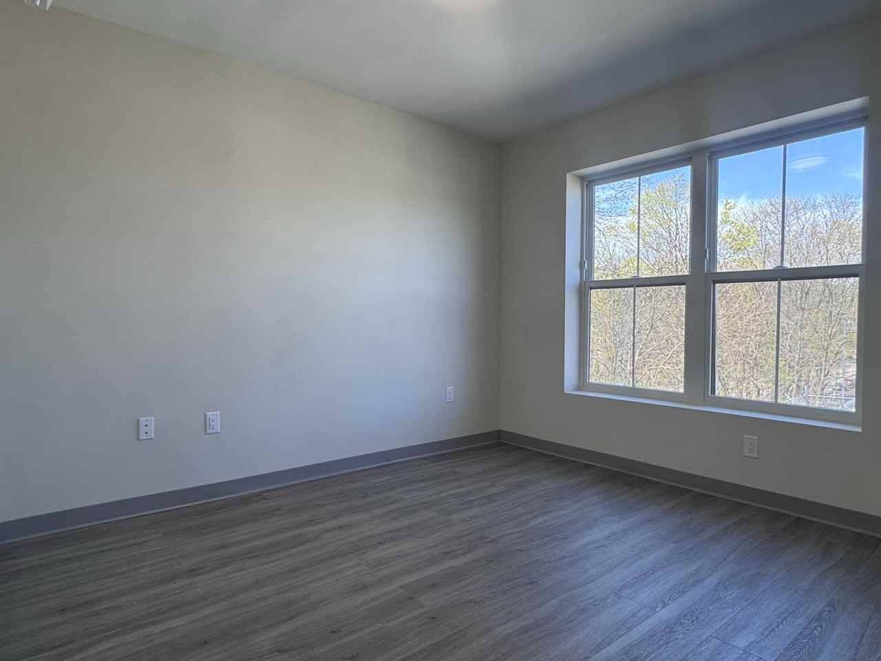 375 Cummins Hwy #204 - Photo 4 of 16