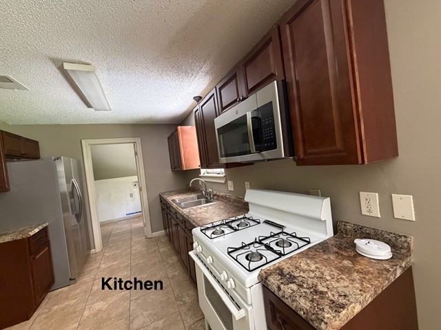 12646 Canterbury Dr #NA - Photo 3 of 22