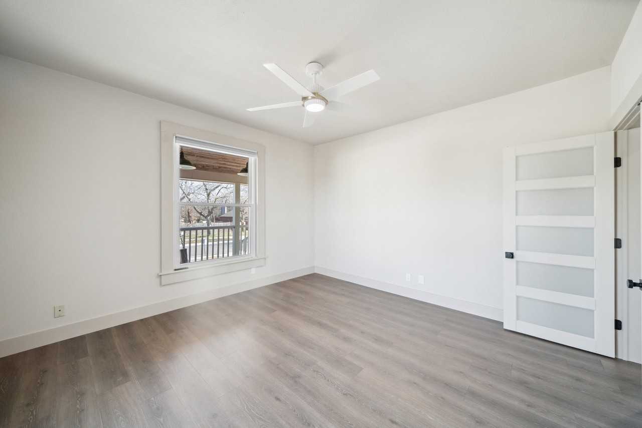 221 W Detroit St #NA - Photo 5 of 12