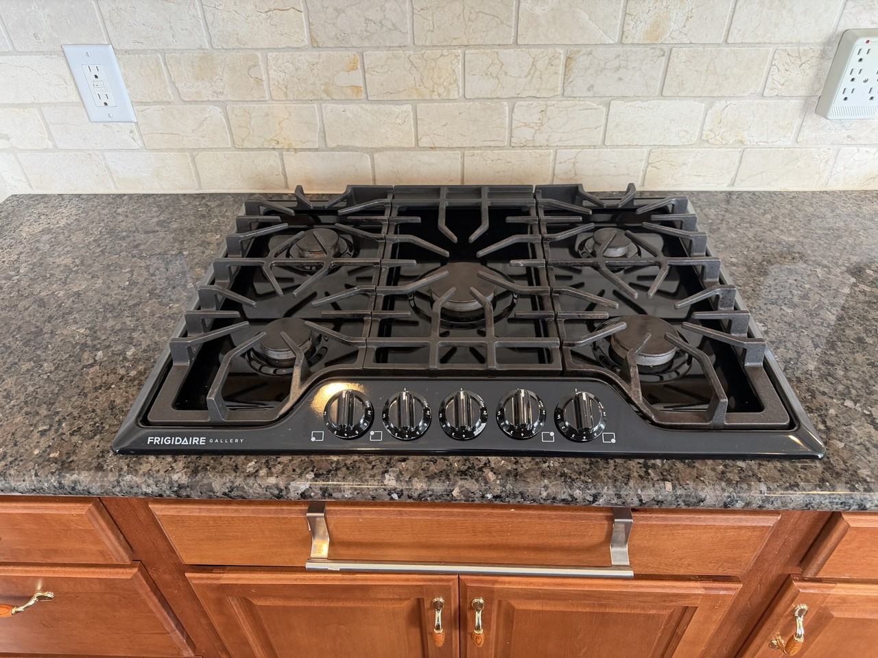 27 Yacht Hbr #NA - Photo 2 of 18