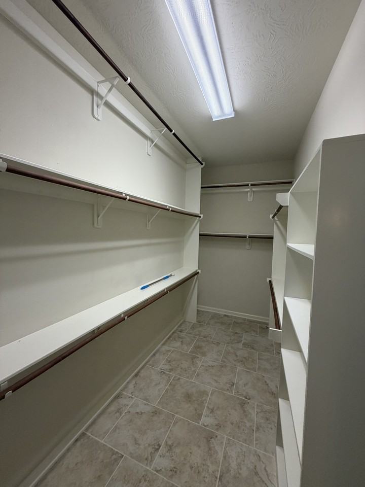 27 Yacht Hbr #NA - Photo 5 of 18