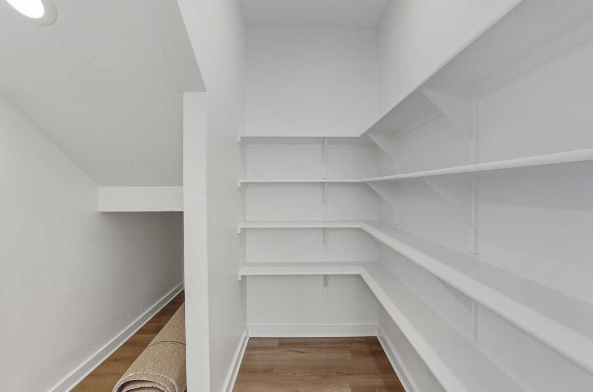 480 Tailwind Dr #NA - Photo 4 of 11