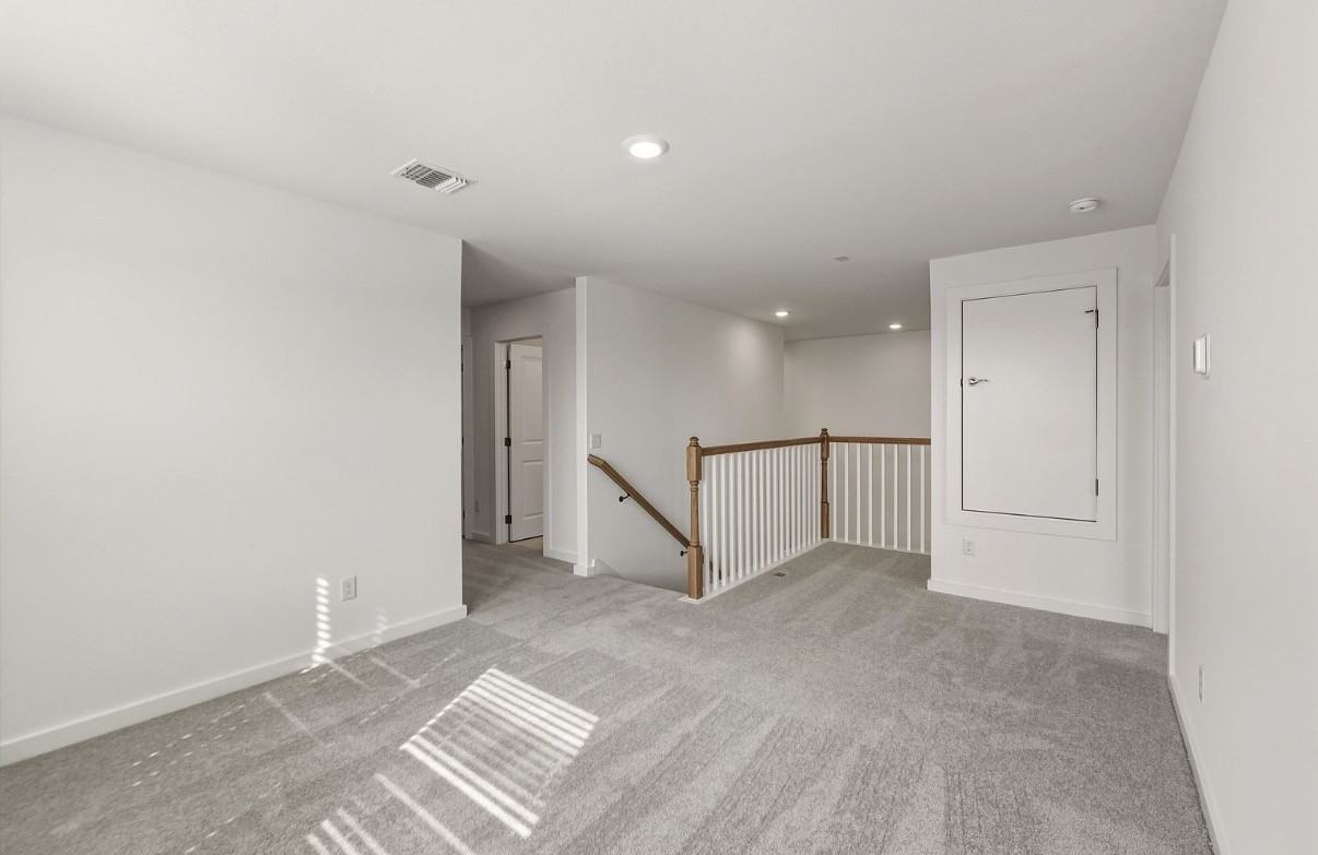 480 Tailwind Dr #NA - Photo 6 of 11