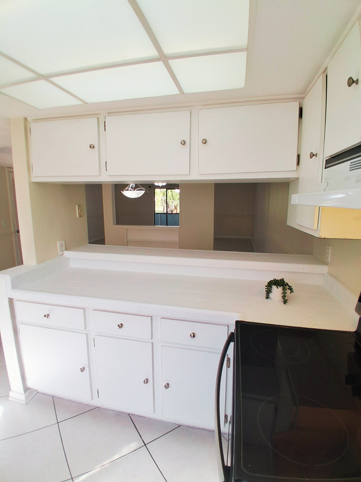 230 Cypress Pl #NA - Photo 6 of 24