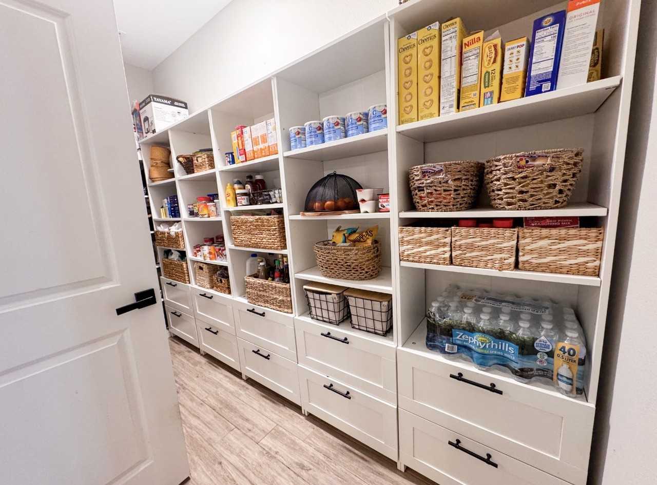 191 Horsetail Ct #NA - Photo 4 of 25